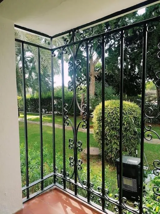 Apartamento Studio Paris Estepona